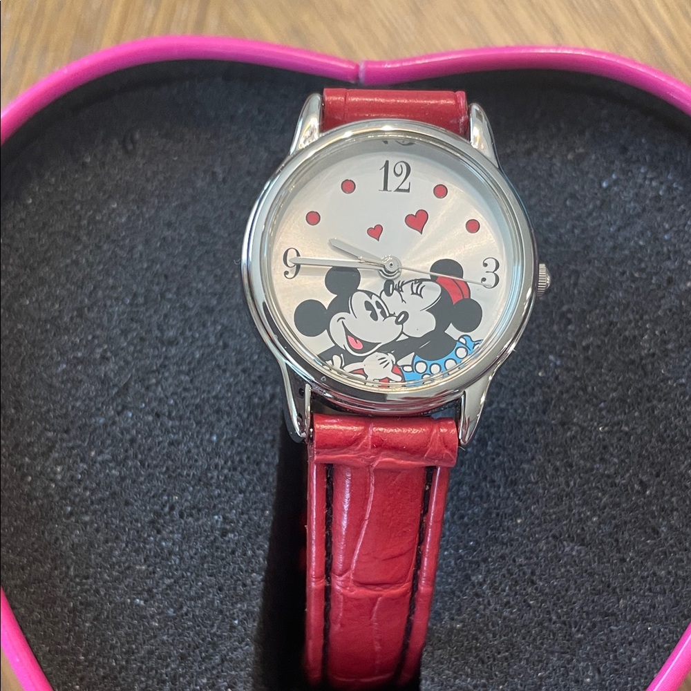 Minnie & Mickey heart watch.